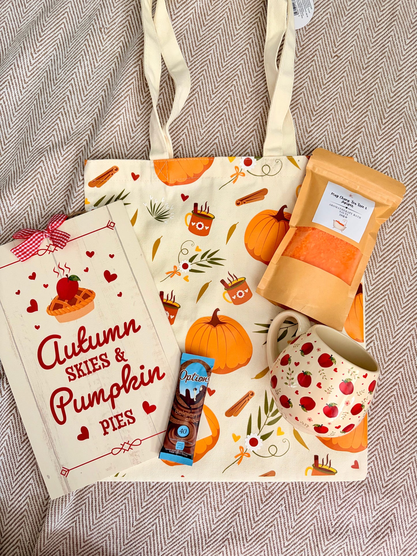 Autumn Skies & Pumpkin Pies Gift Box